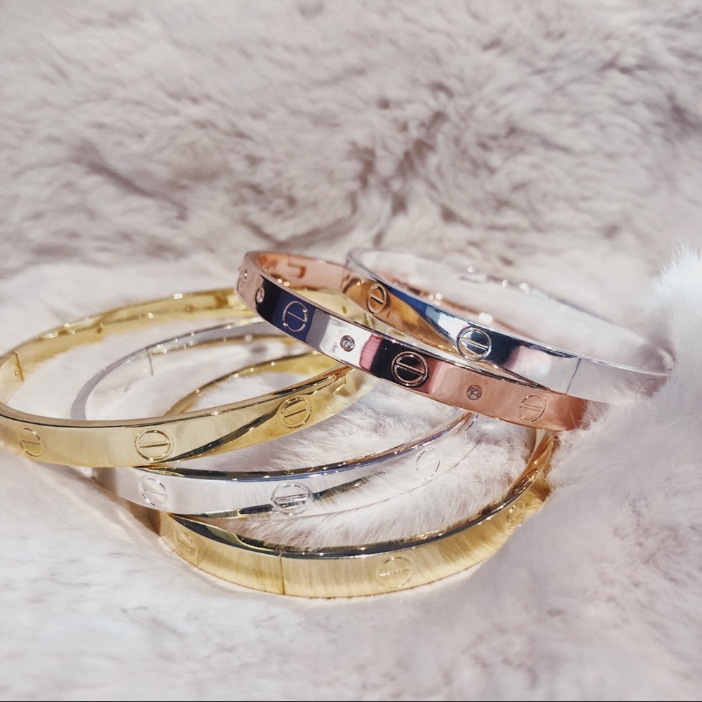 Love Screw Head Bracelet Bangle - Picture 2 of 8